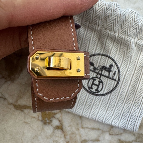Hermes Brown Leather Bracelet with Gold Clasp - Picture 5 of 7